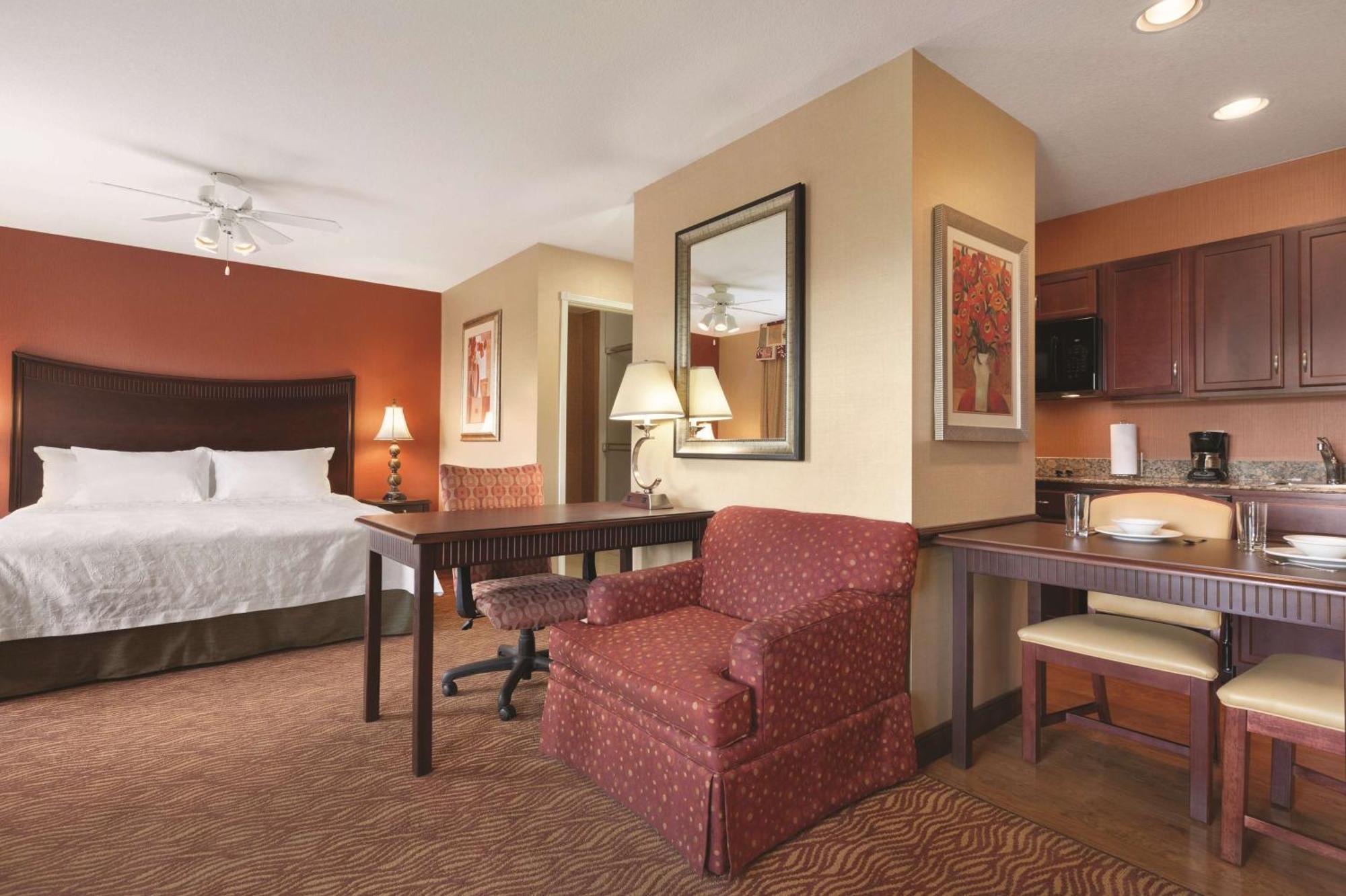 Homewood Suites Medford Exterior photo