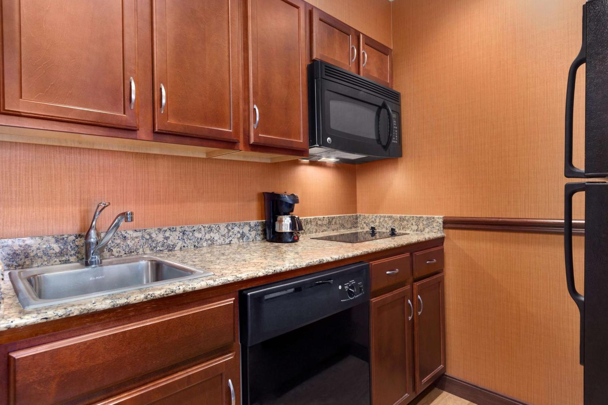 Homewood Suites Medford Exterior photo