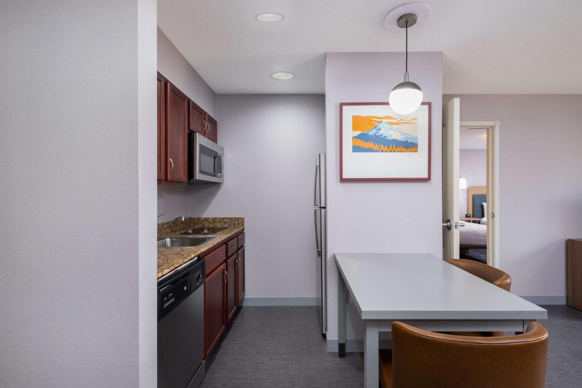 Homewood Suites Medford Exterior photo
