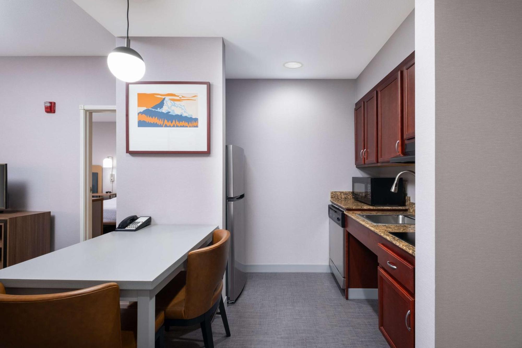 Homewood Suites Medford Exterior photo
