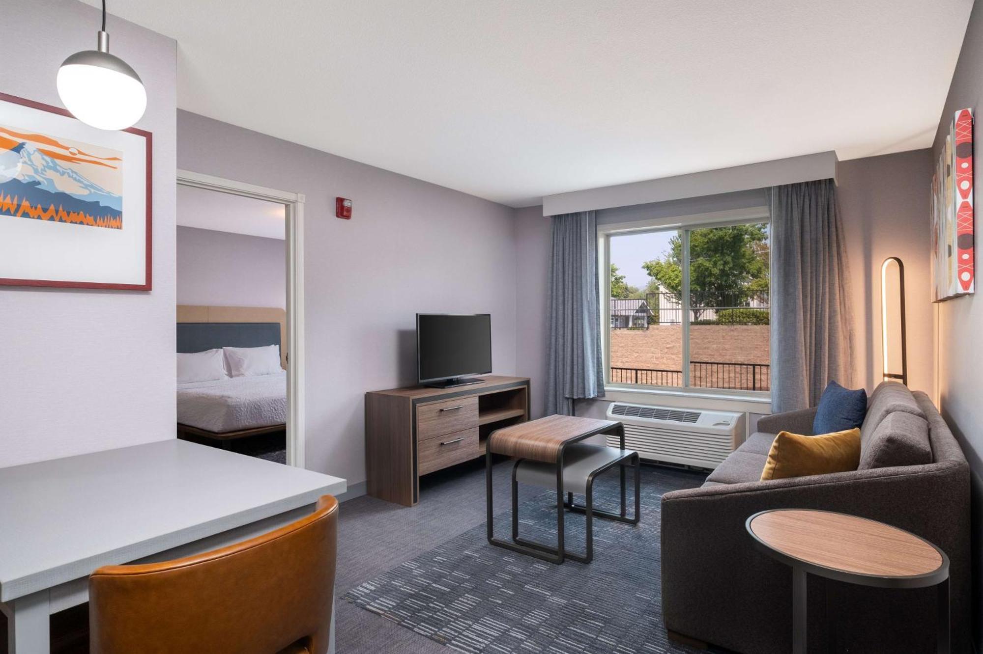 Homewood Suites Medford Exterior photo