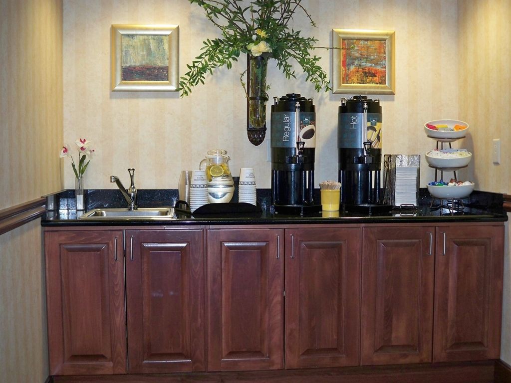 Homewood Suites Medford Facilities photo