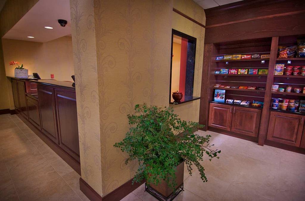 Homewood Suites Medford Room photo